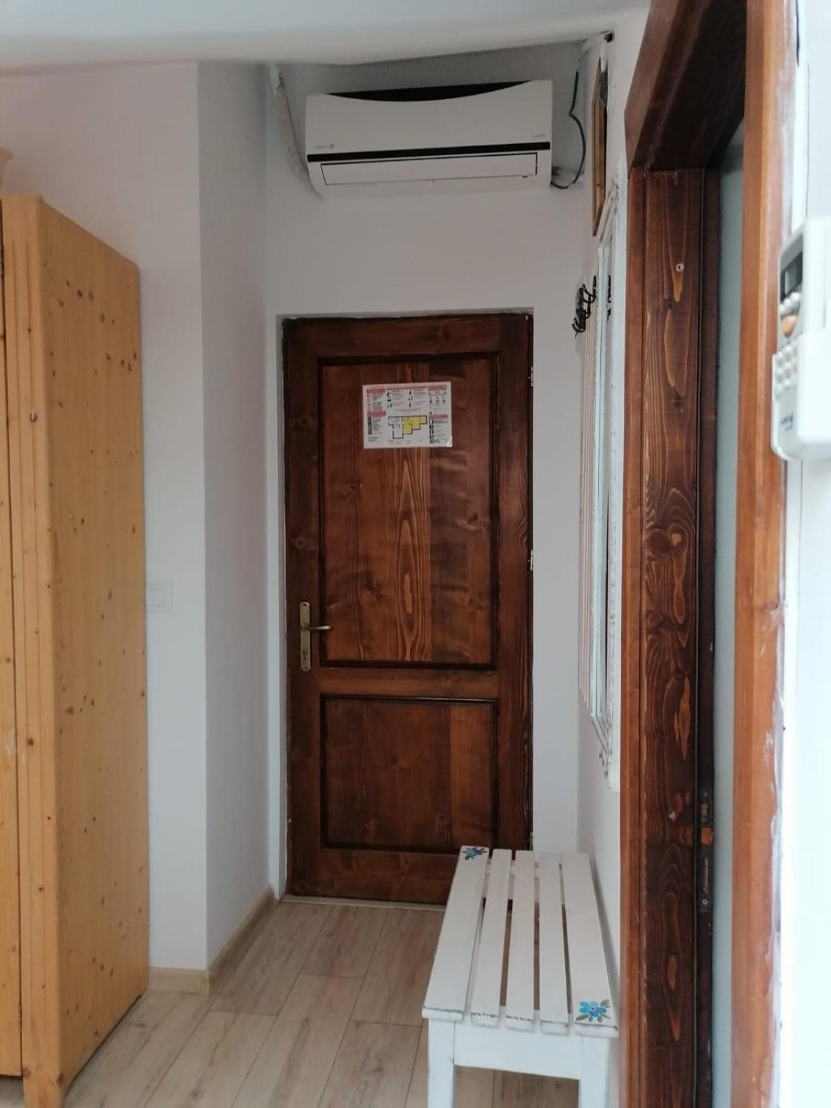 Pensiunea Geostar Curtea de Argeş Exterior foto